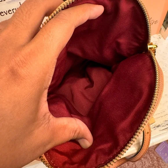 Authentic Marc Jacob New York Collection Cross Body Bag - Picture 10 of 14